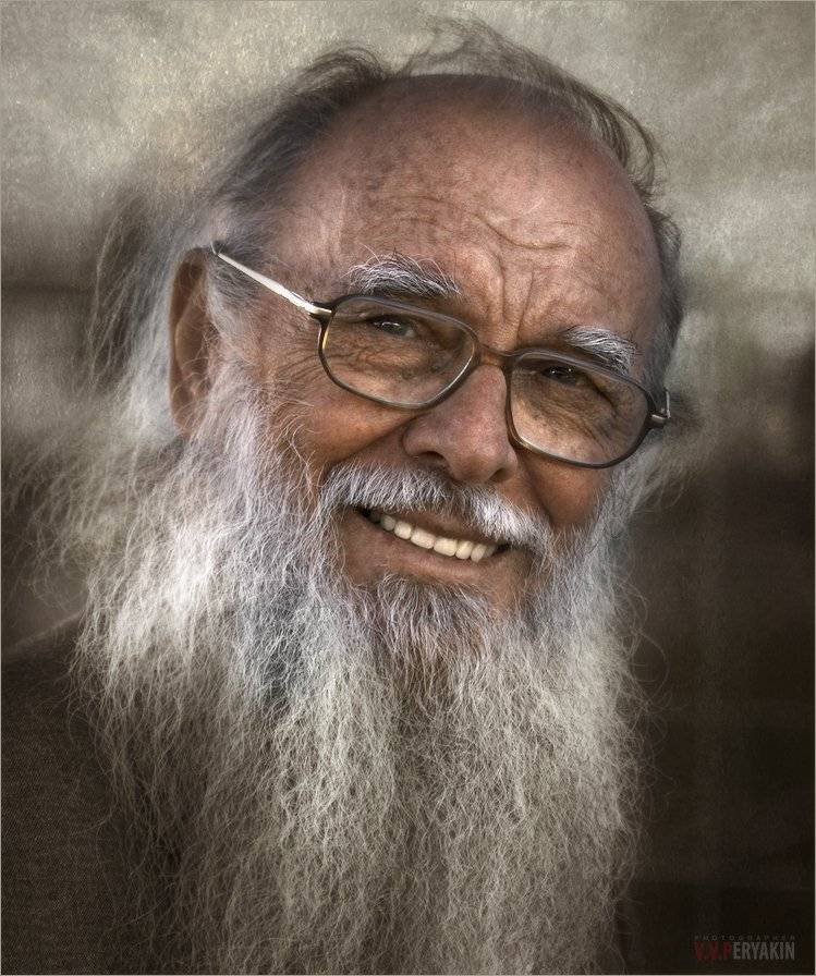 , Виктор Перякин