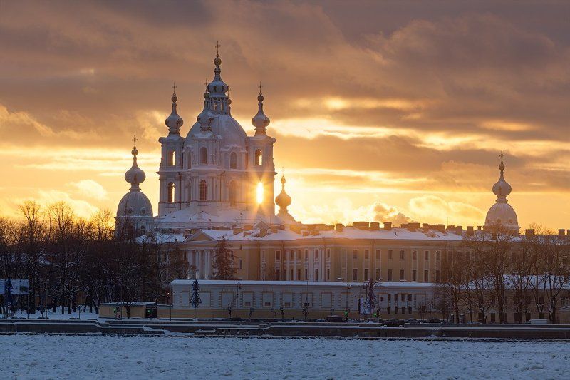 санкт-петербург, смольный, зима, лед, нева, закат Санкт-Петербург: Смольный собор фото превью