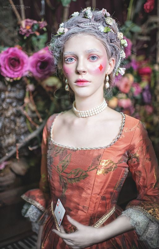 Lady of tambourine фото превью