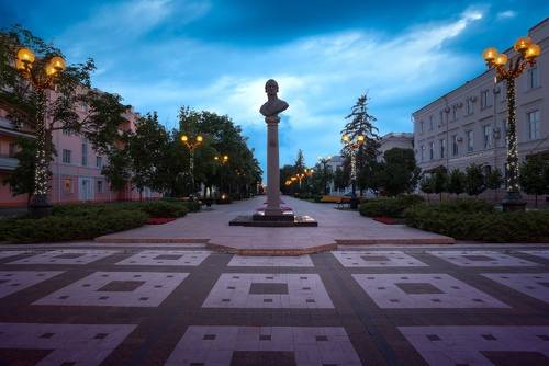 Памятник Гавриле Державину. Город Тамбов (Россия)