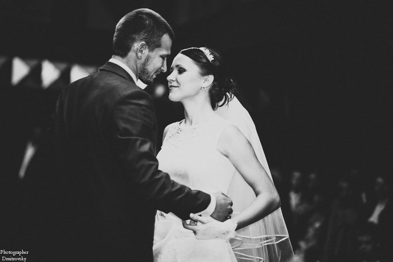 Первый танец фото превью