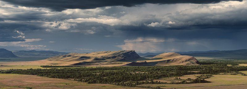 большой, высокий, горы, гроза, дождь, желтый, зеленый, лес, панорама, пейзаж, природа, размер, разрешение, сибирь, синий, степь, сундуки, тучи, хакасия, холмы, широкий Холмы Хакасии фото превью