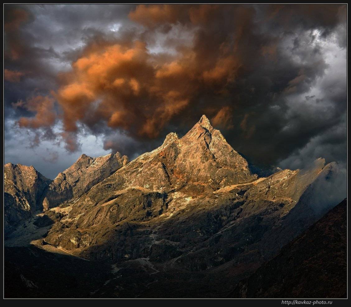 закат, горы, облака, гималаи, Николай Стюбко