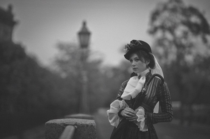 девушка, портрет, ч/б, осень, ретро, винтаж Старое фото фото превью