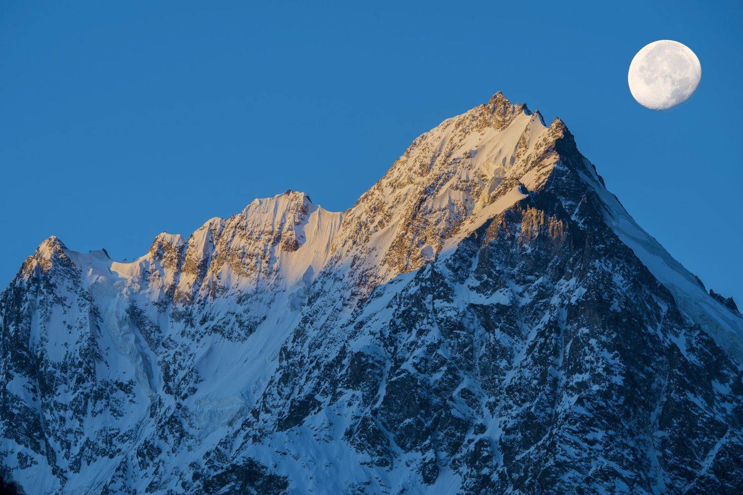 Кабардино-Балкария, Чегемское ущелье, гора Тихтенген, Северный Кавказ,, ivan