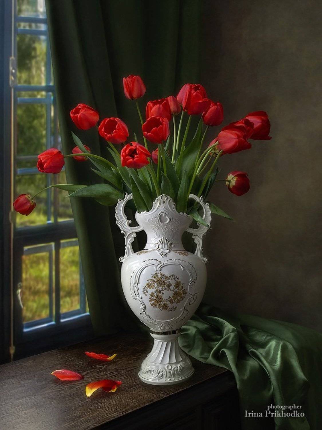 натюрморт, художественное фото, фотокартина, тюльпаны, цветы, букет, винтажный, Ирина Приходько
