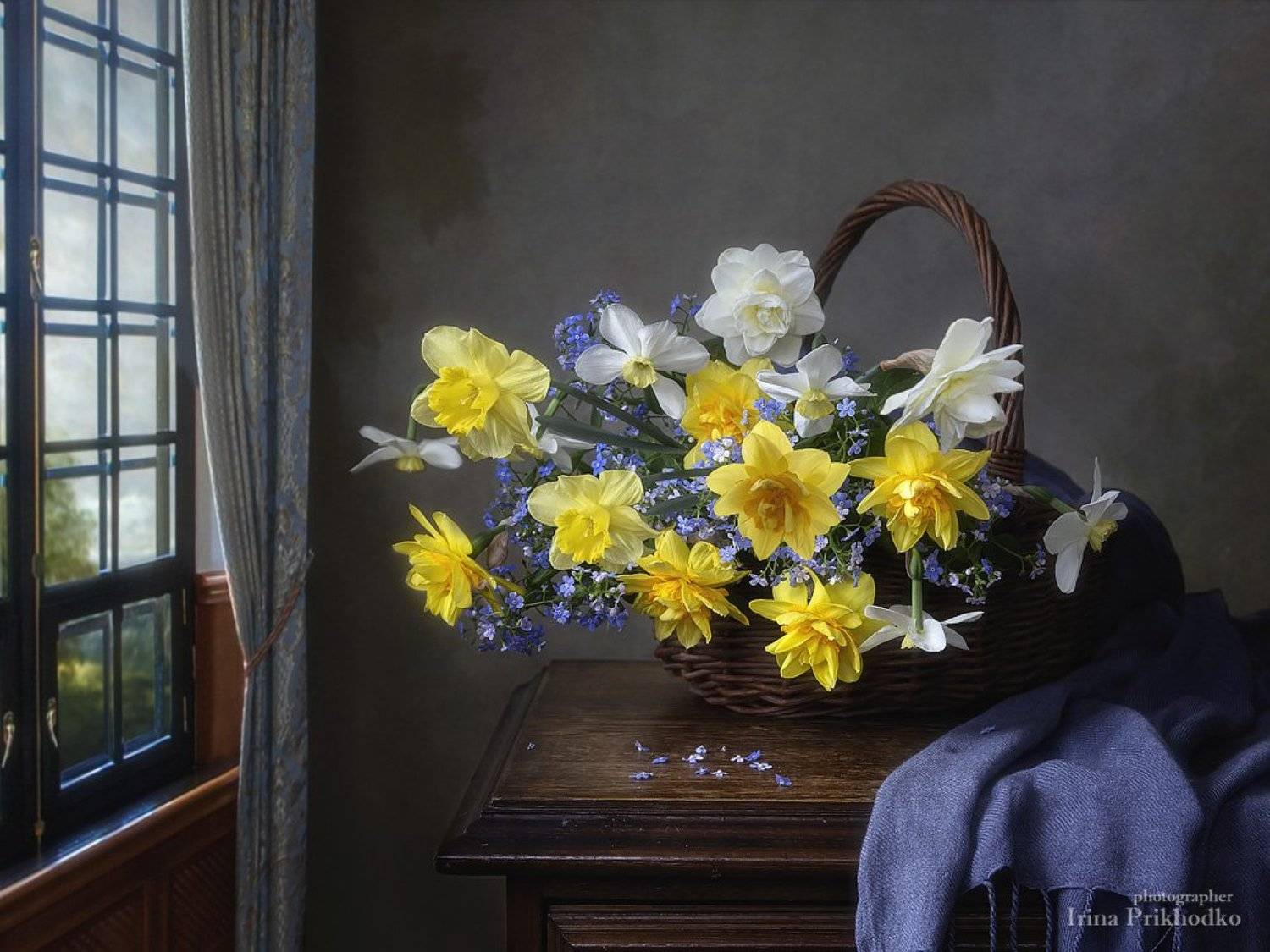 натюрморт, весна, нарциссы, незабудки, букет, цветы, винтажный, художественное фото, Ирина Приходько