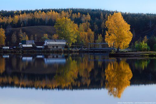Autumn reflections II