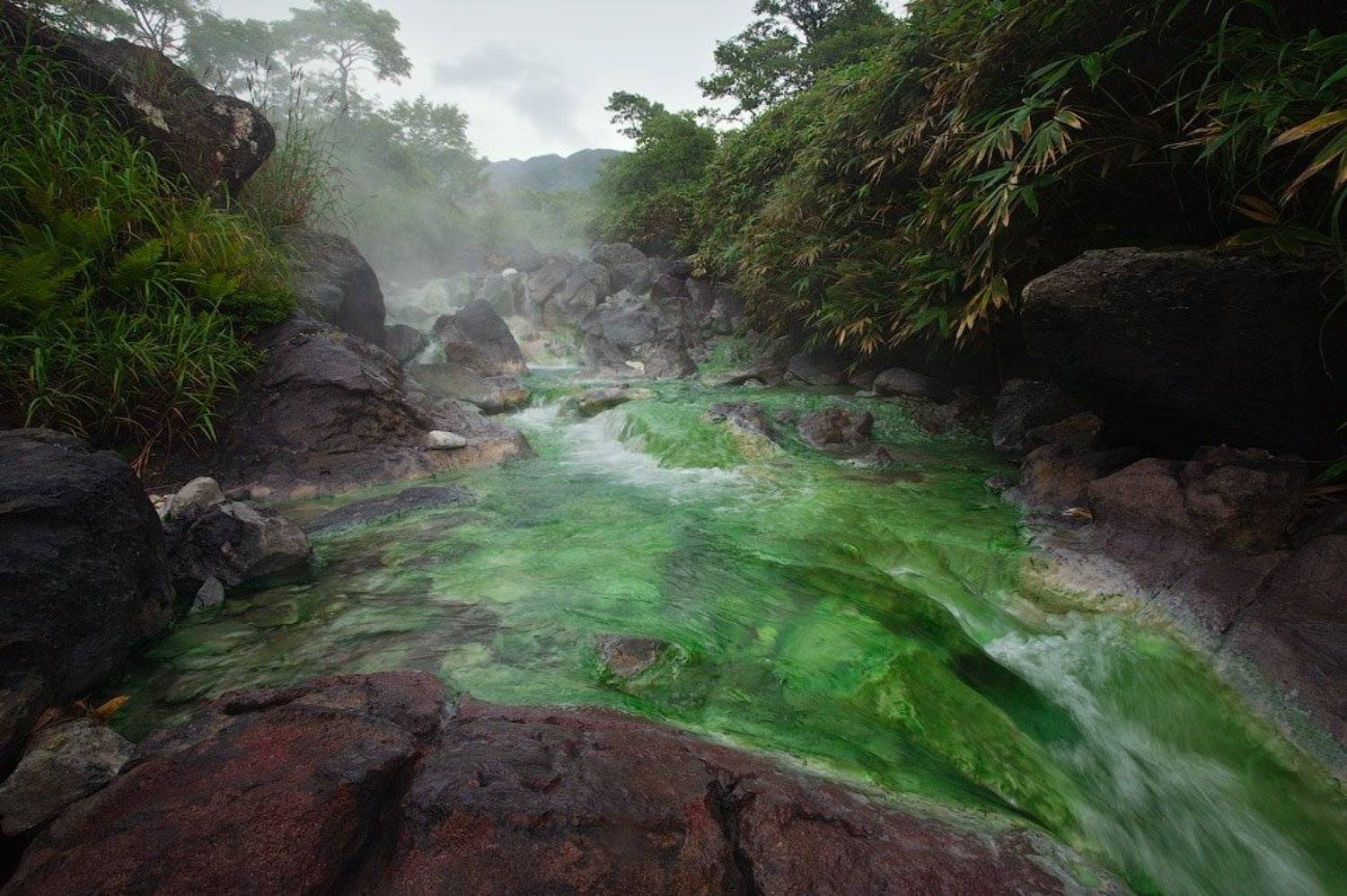 Баранского, Вода, Вулкан, Зеленая;, Кипящая, Остров итуруп, Река, Серная, Алексей Харитонов