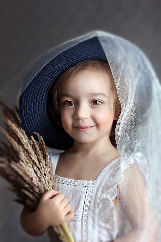 МИла фото превью