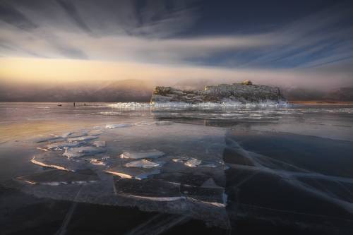 Застывшая во льдах