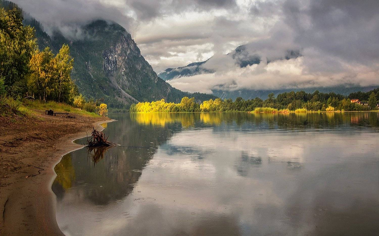 телецкое озеро,алтын-туу,утро,моросящий дождь,луч солнца, lora_pavlova