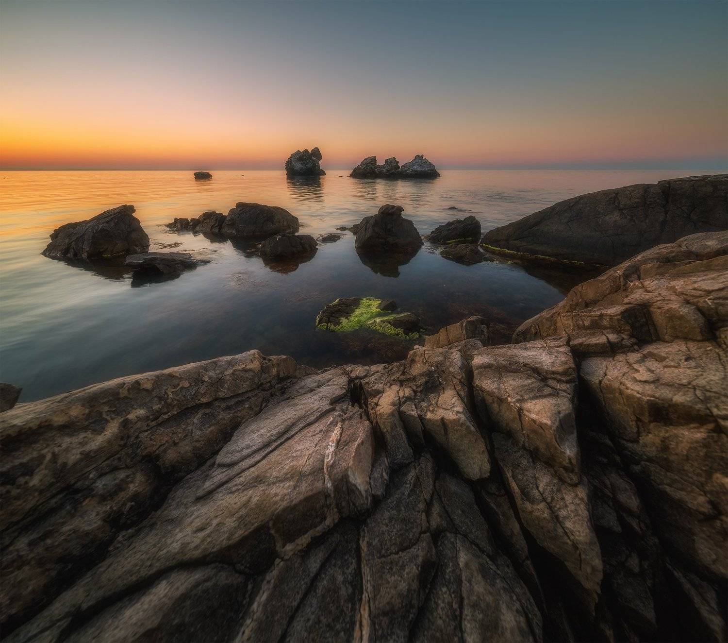 крым, карасан, утёс, рассвет, штиль, лето, Николай Мысливцев