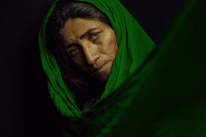 Gypsy woman фото превью