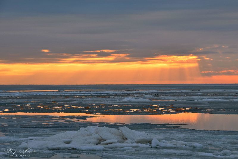азов, сиваш, закат, вечер, зима, лёд, снег Зима уходит фото превью