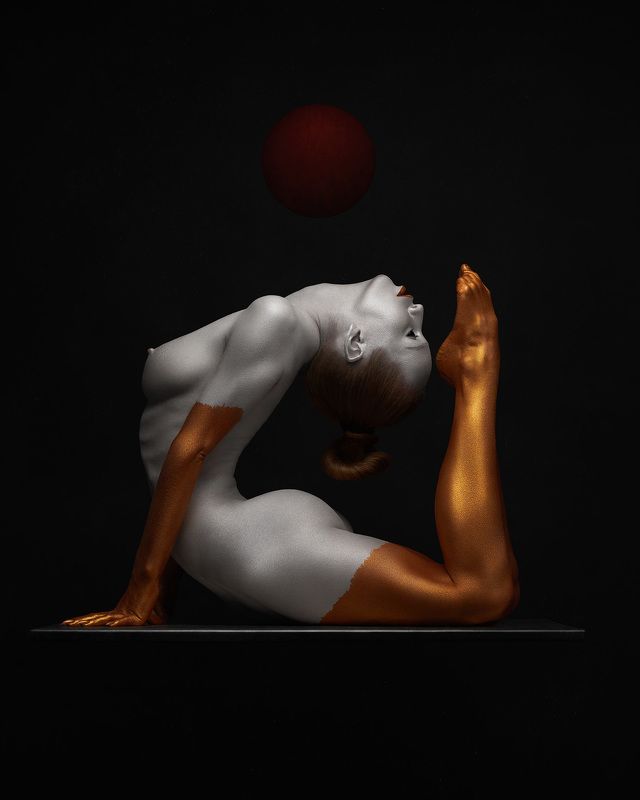 Under the Black Sun фото превью