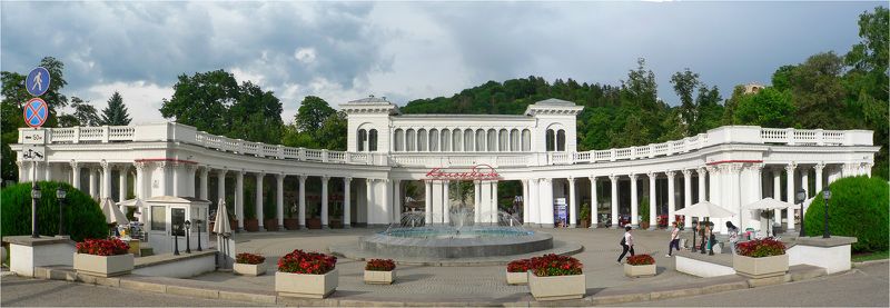 Колоннада фото превью