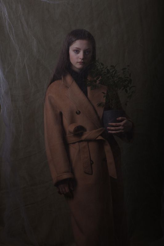 Портрет девушка цветок фотопортрет красота   фото превью