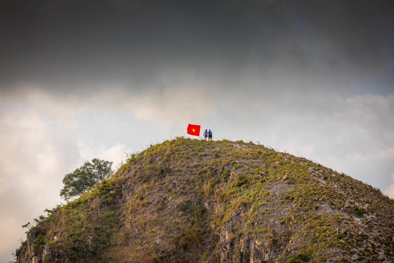 , vannguyenhop29@gmail.com