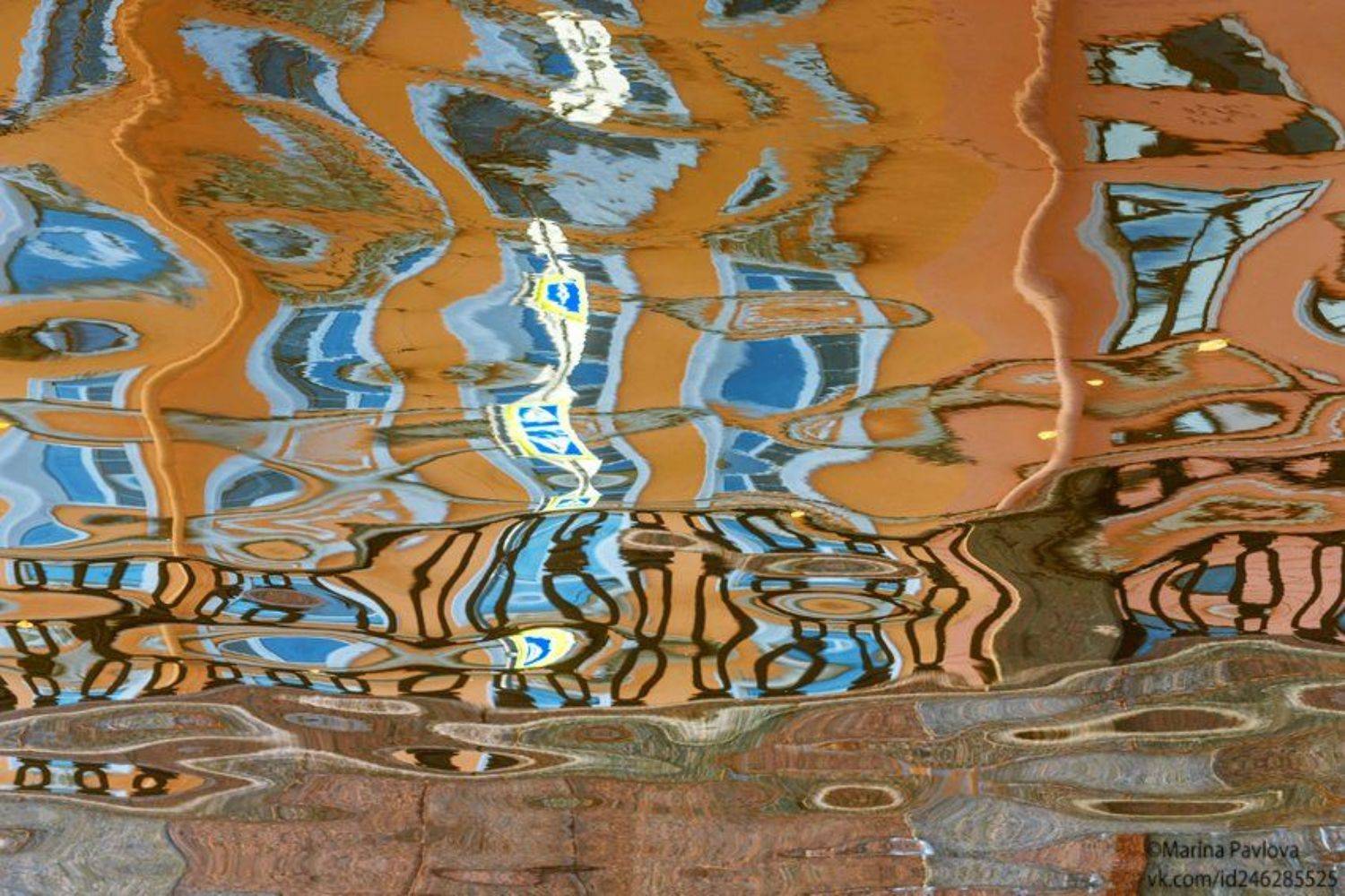 город, петербург, мистический петербург, крюков канал, отражения на воде, акваабстракция, акваграфика, абстракция, nikon, Марина Павлова