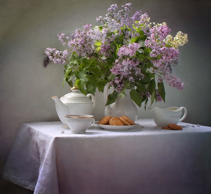 натюрморт, цветы, сирень,  фарфор, весна, чай С праздником, девчонки! ;) фото превью