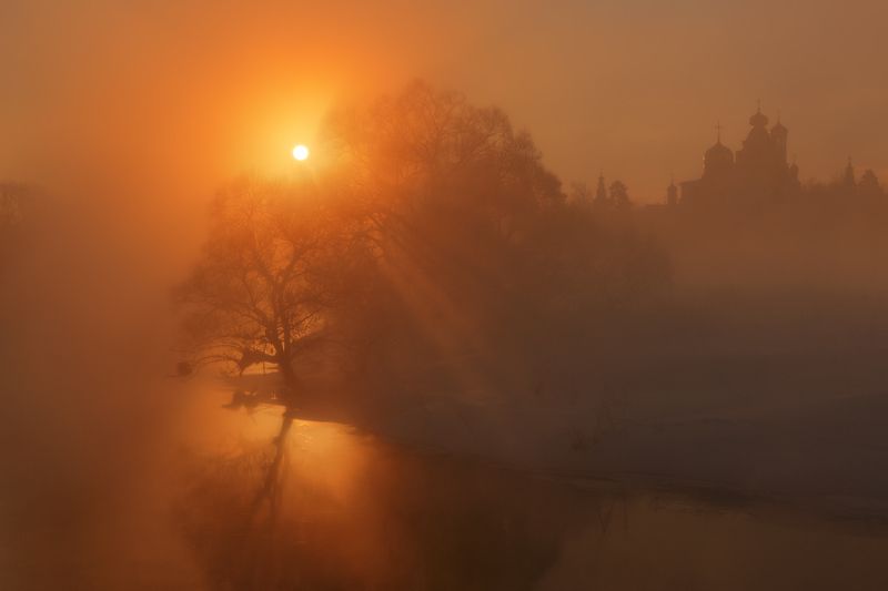 мороз зима солнце храм свет лучи свет Свет солнца фото превью