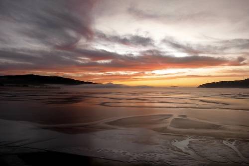 Розовый лёд