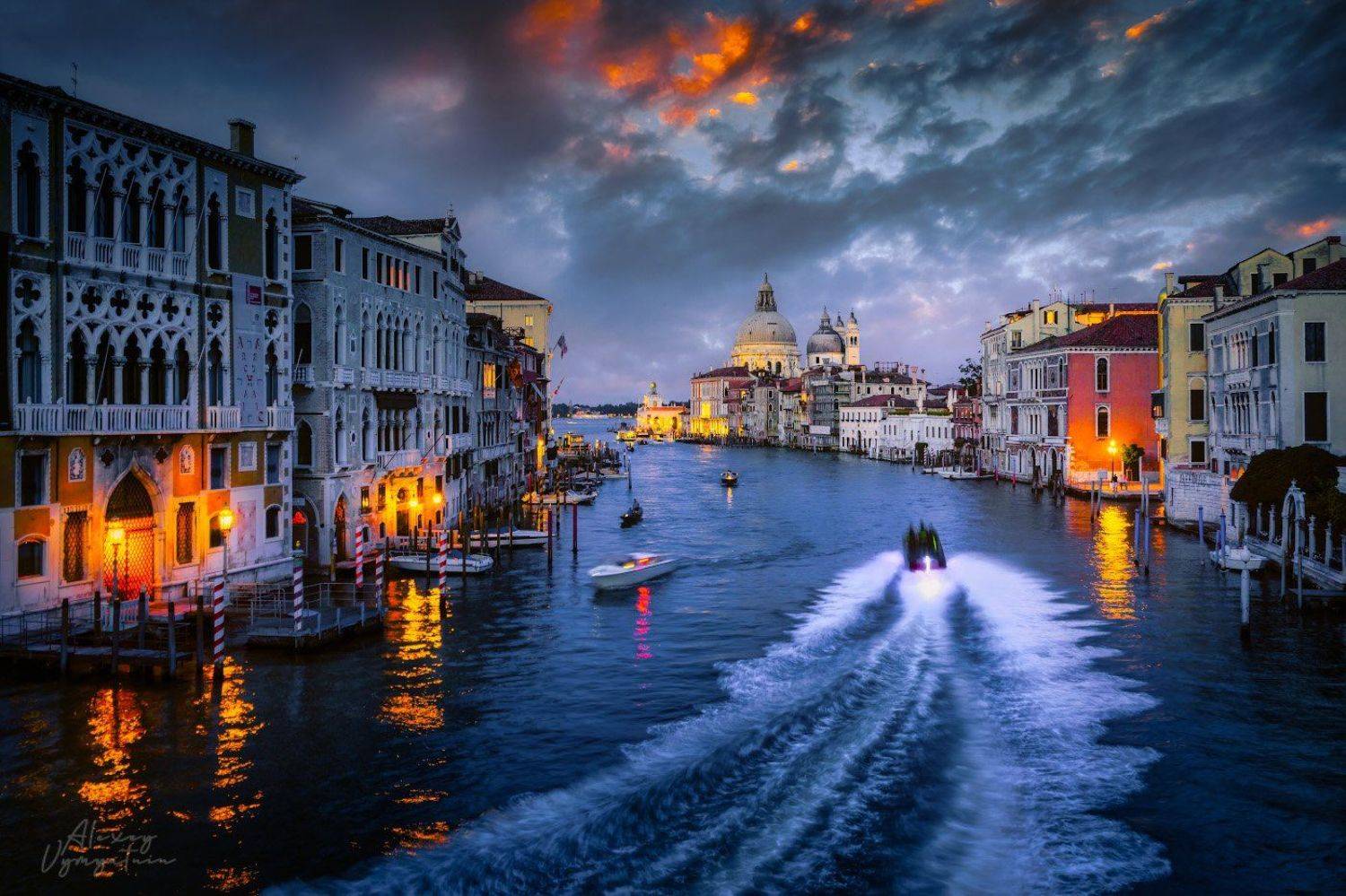 venice, italy, veneto, police boat, evening, night, urban, Алексей Вымятнин
