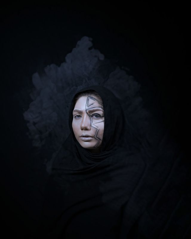 The woman suffered фото превью