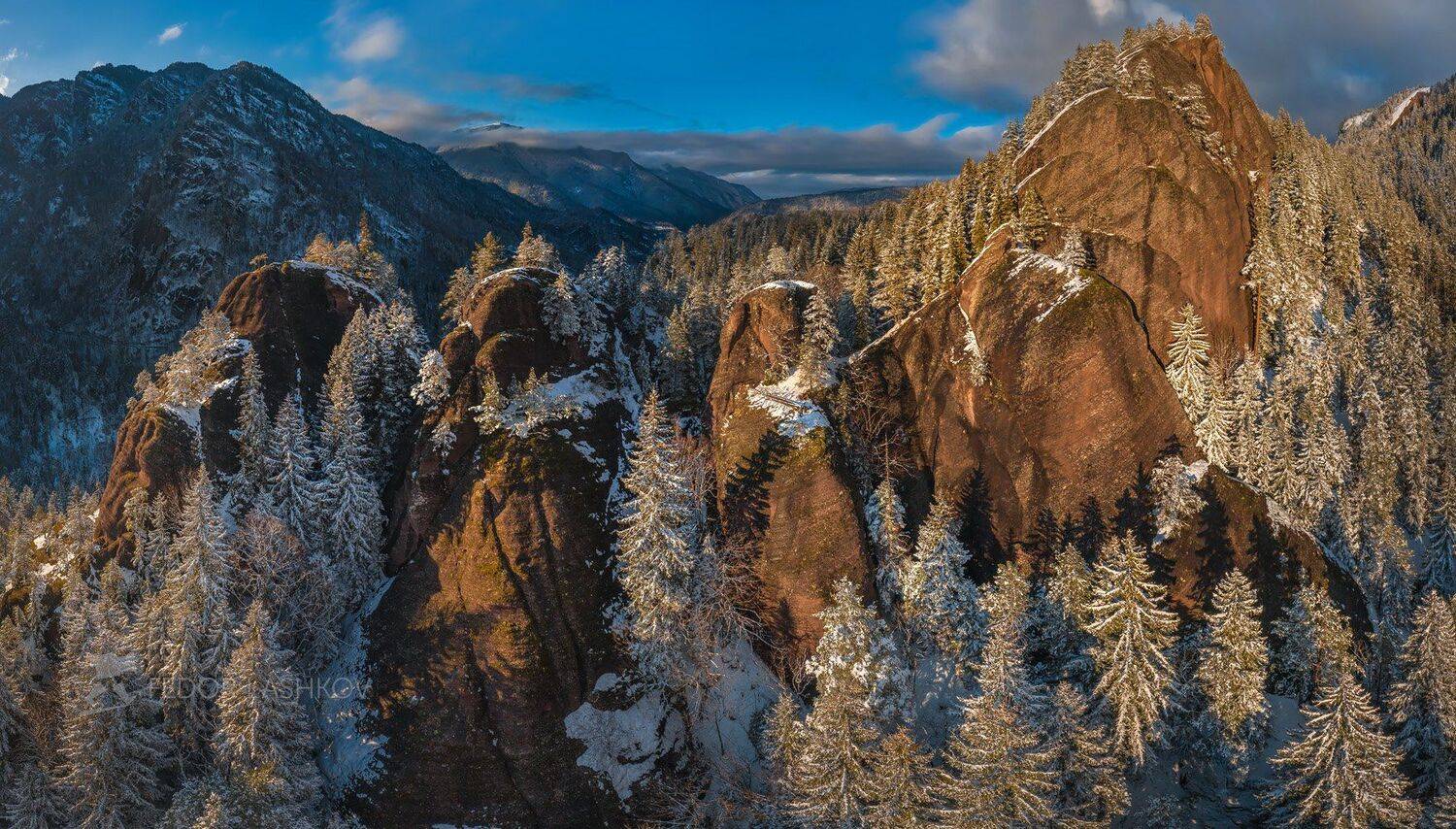 гора, кавказ, кавказские горы, закат, скалы, хребет, лес, пихты, ель, деревья, в снегу, снег, зимнее, зима,, Лашков Фёдор