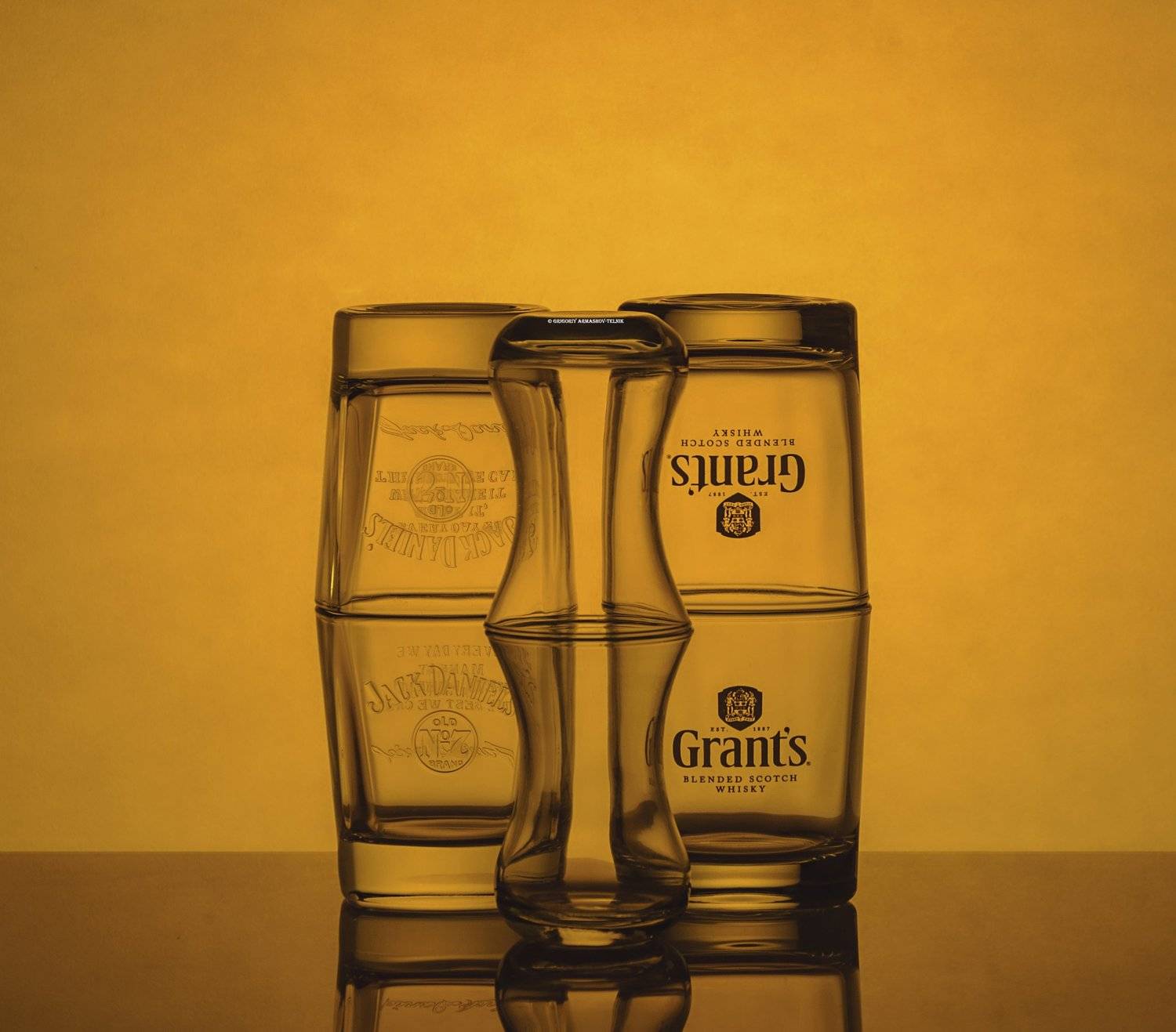 #yellow, #glass, #color_image, #color, #предметнаясъемка, #съемкастекла, #бокалы, Армашов-Тельник Григорий