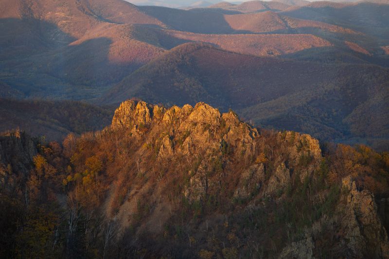приморье, россия, сихотэ-алинь, горы, свет, солнце, луч Последний луч фото превью