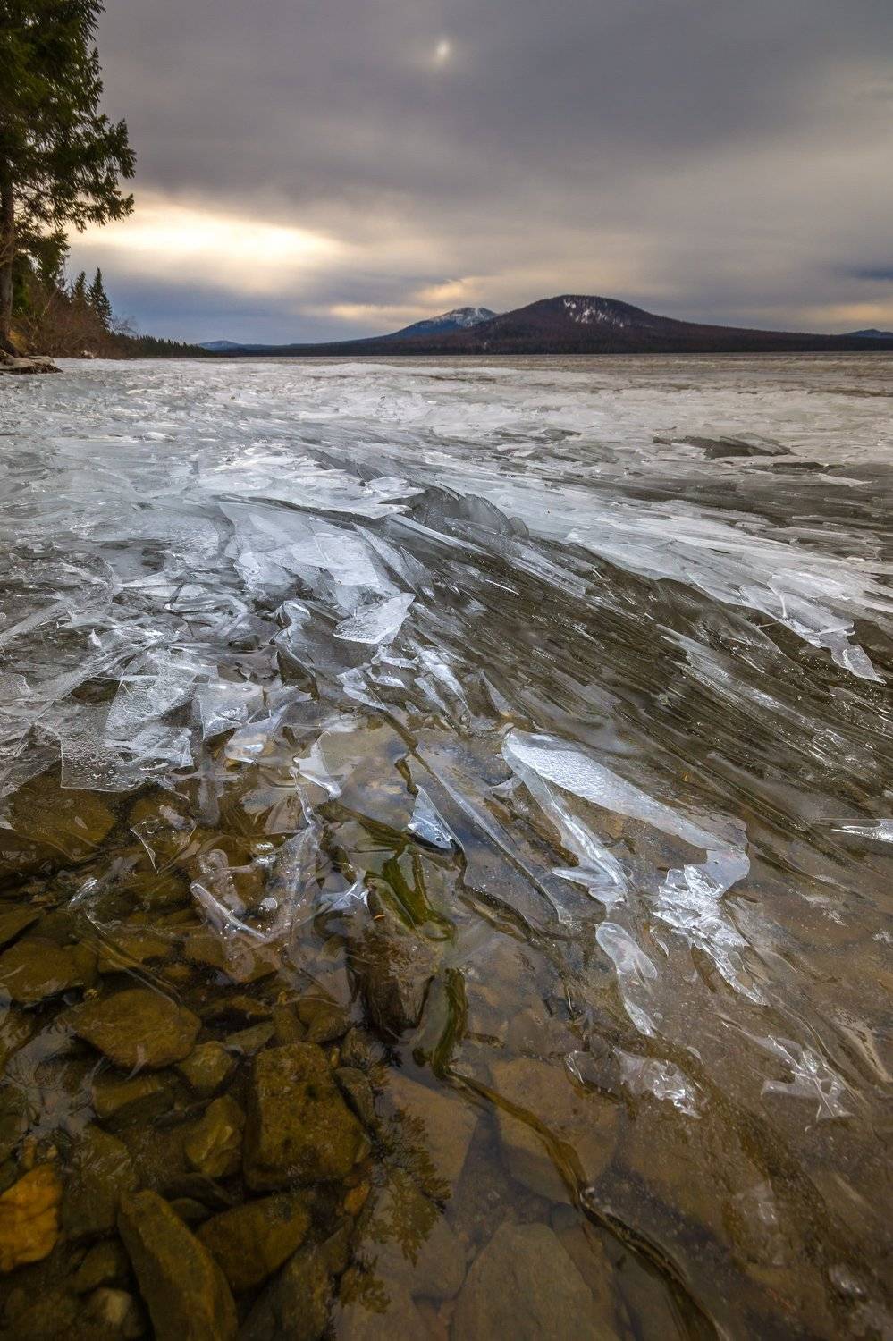 озеро камни горы урал пейзаж, Жданов Дмитрий
