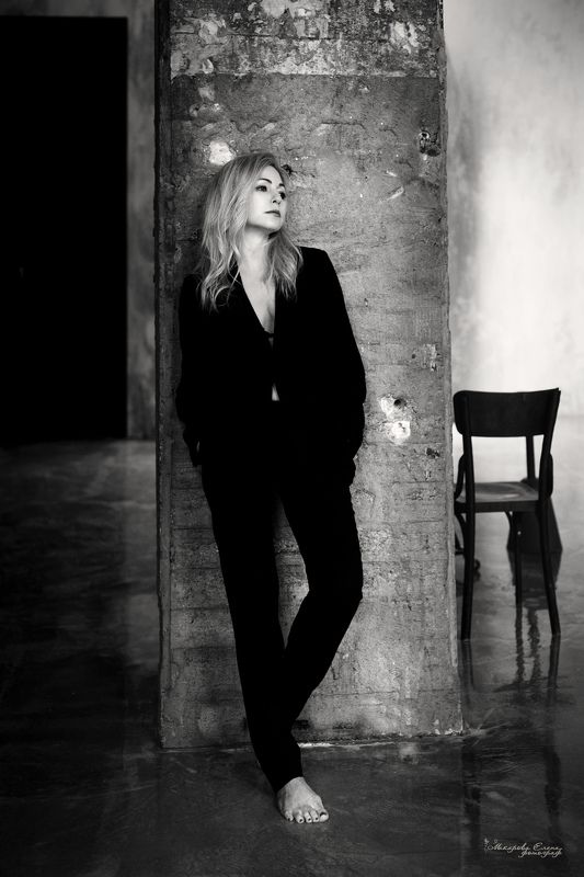 портрет, женщина, студия  фото превью