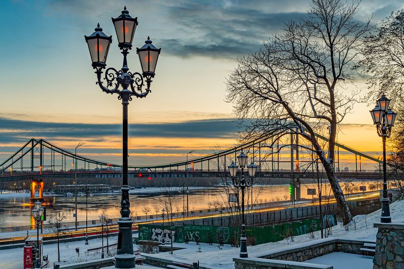 киев, расвет, небо, тучи, фонари Фонари ... фото превью