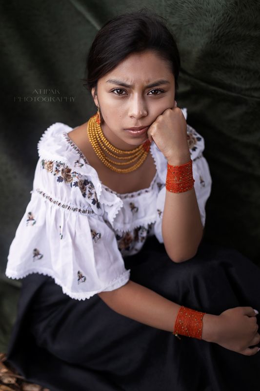 indigenous girl фото превью