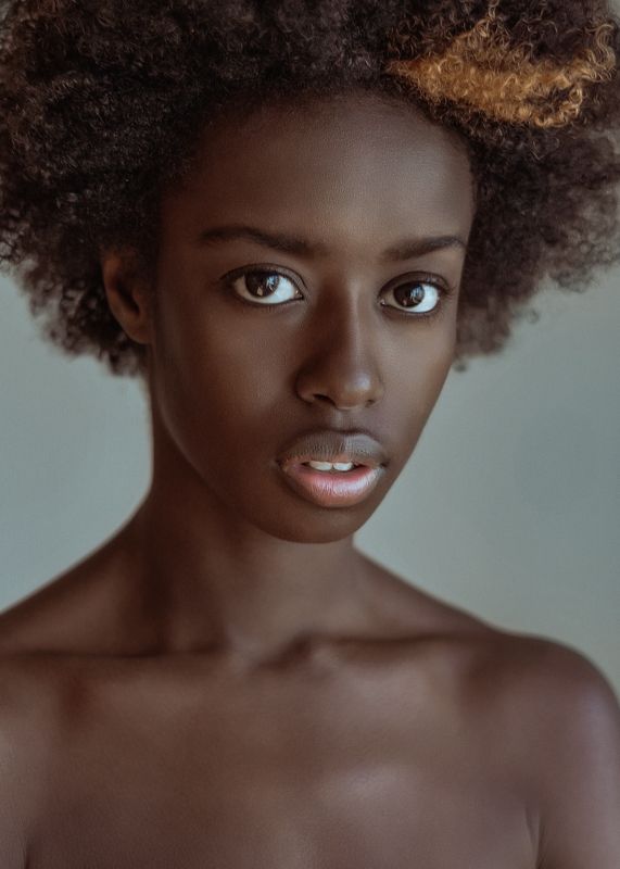 Elena фото превью