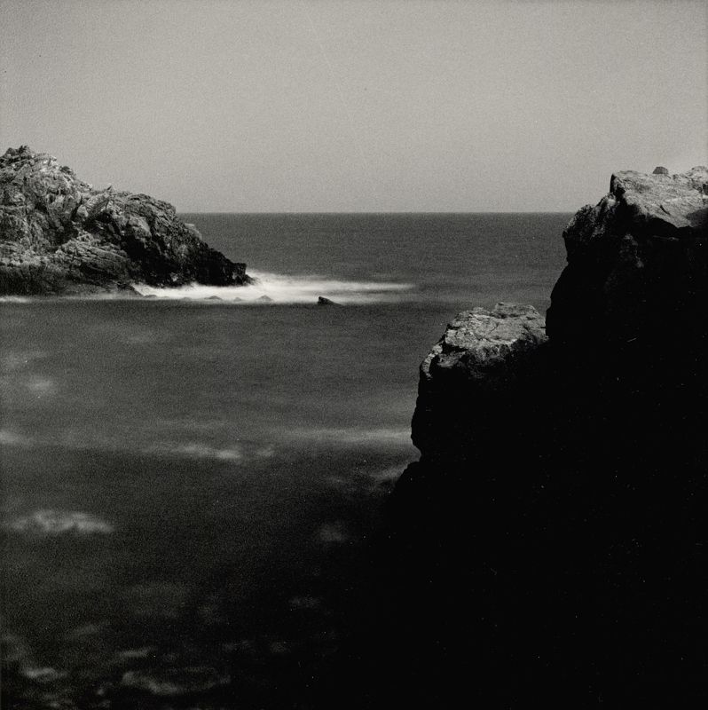 filmphotography, analogphotography, darkroomphotography, silvergelatineprint, b&w, blackandwhite Is there life on Mars фото превью