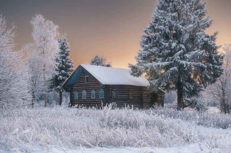 россия, архангельская область, русский север, кенозеро, кенозерье, национальный парк, пейзаж, природа, изба, озеро, телицына, закат, лед, зима, снег Кенозерье фото превью