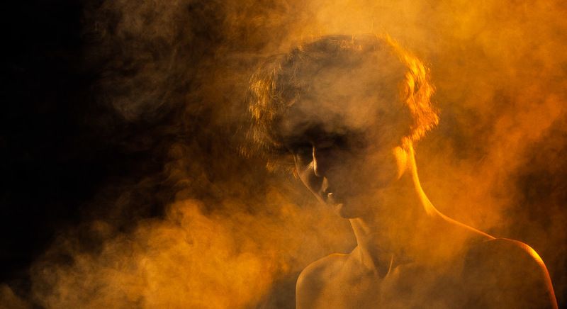 дым, девушка, портрет, цвет, освещение Дым фото превью