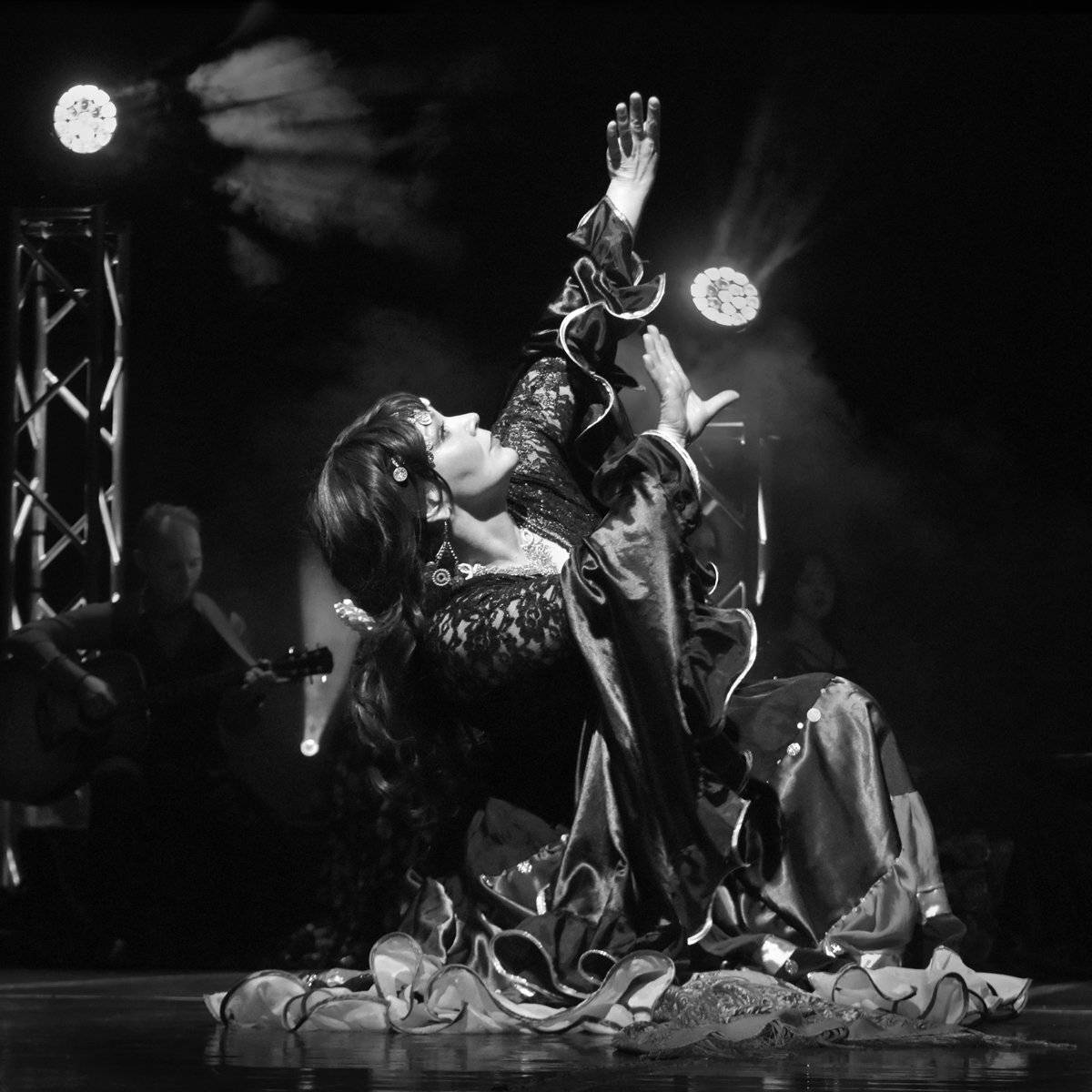 танец, девушка, цыгане, алатиты, Николай Смоляк