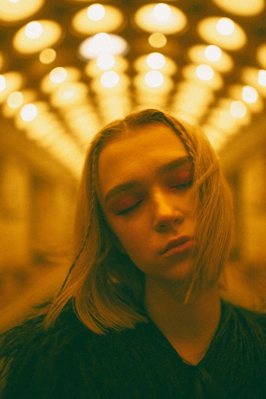 portrait,russia,moscow,model,light,портрет,россия,москва,модель,свет  фото превью