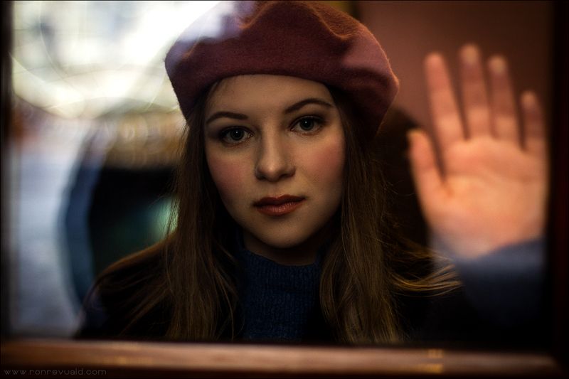 girl,woman,eyes,beauty,portrait,fashion,light,девушка,портрет,москва,свет, глаза Lera фото превью