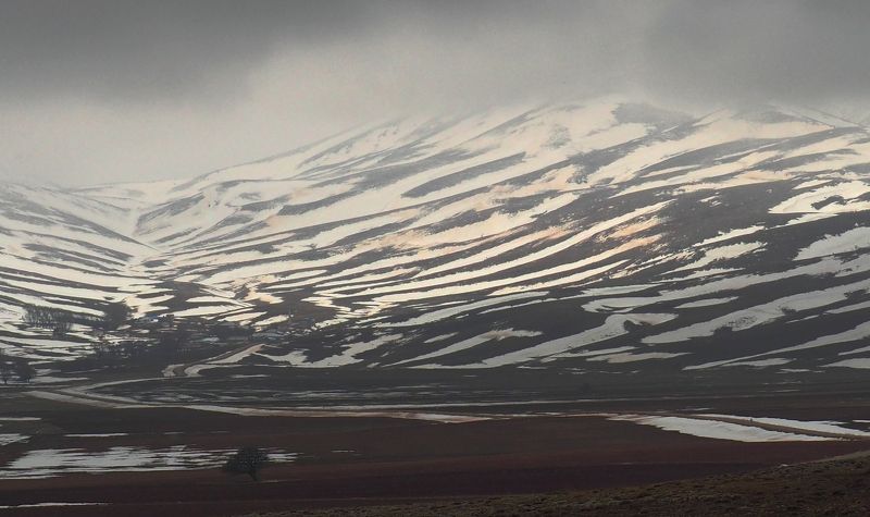 Таврские горы фото превью