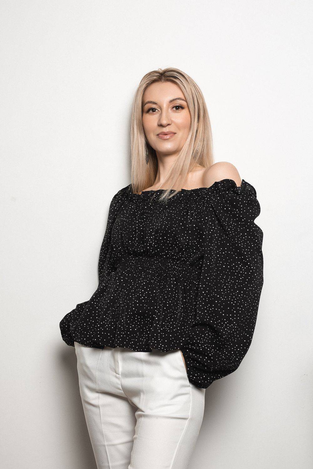 девушка, модель, портрет, фотосессия, студия, макияж, гламур, girl, beauty, perfect, model, modeling, young, portrait, make-up, творческий портрет, женский портрет, woman, young woman, glamour, постановка, постановочная фотография, Владимир Васильев