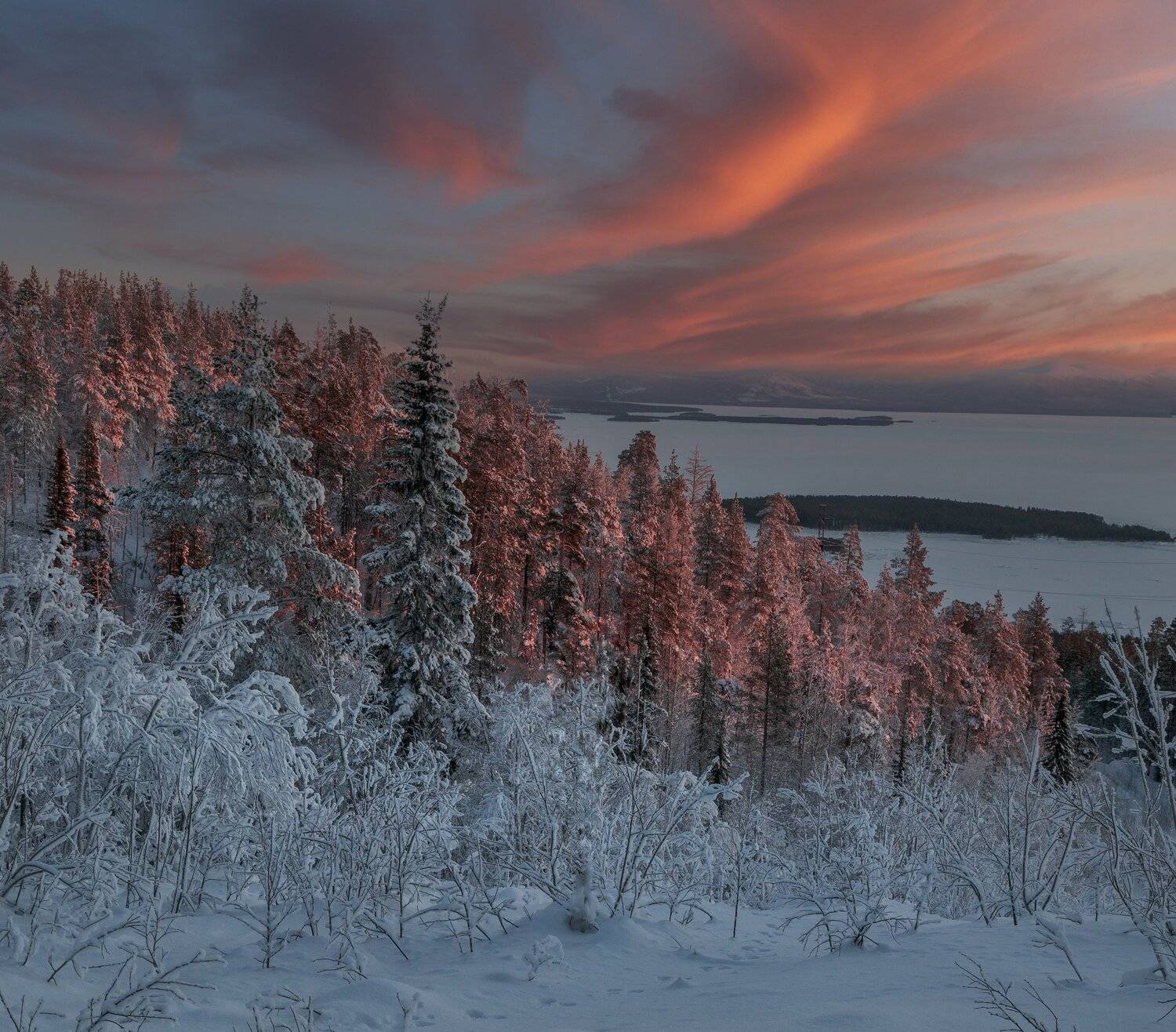 Фототуры с Владимиром Рябковым, Кольский, #topnature #russpasibo #magic_shots #lovelyRussia #sunset_vision #exclusive_sky  #exclusive_shots #loves_russia2 #photoarena_nature #nature_sultans #nature_perfection #rsa_sky #rsa_sunset #photorussia #rsa_naturep, Владимир Рябков