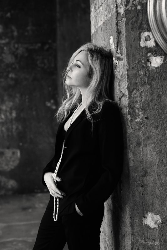 портрет, женщина, студия  фото превью