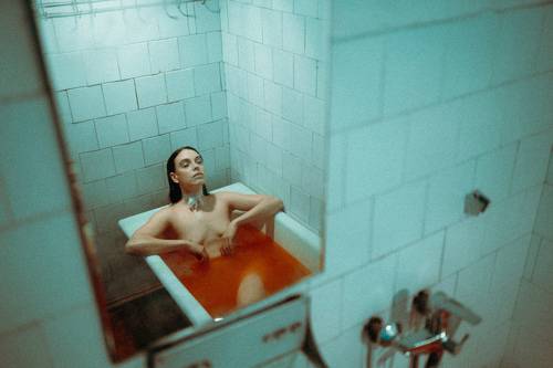 купание в красной воде