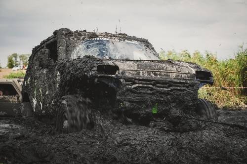 SUV.