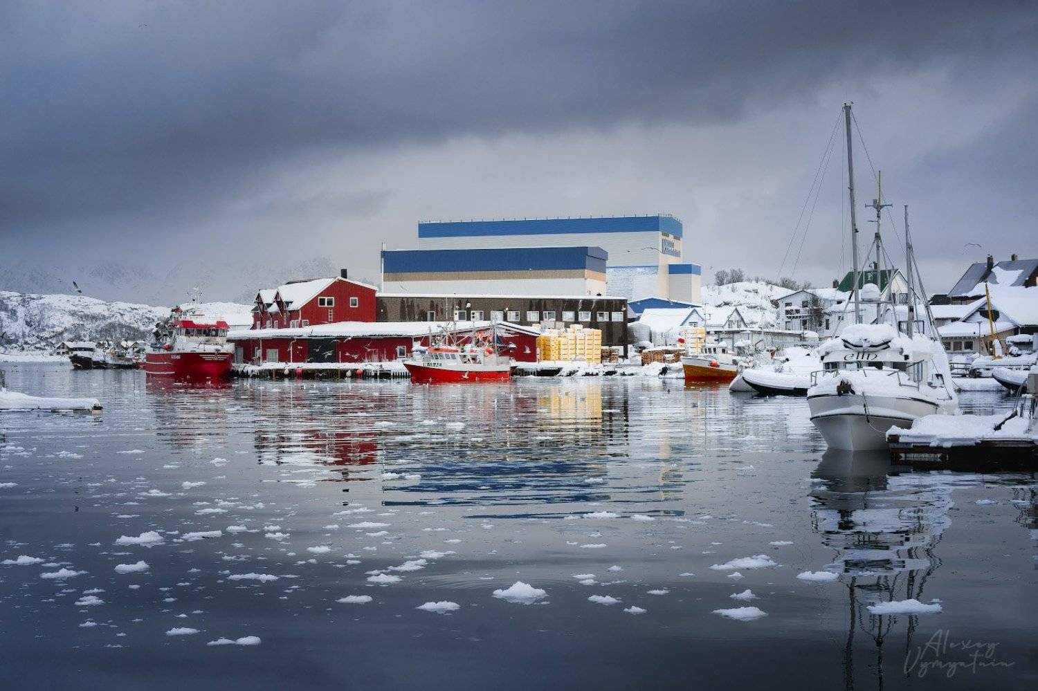 lofoten, norway, norge, cold, winter, ice, water, mirror, boats, fishing, Алексей Вымятнин